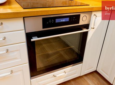 nemovitost-usti-kveton-46.jpg | Prodej - dům/vila, 314 m²