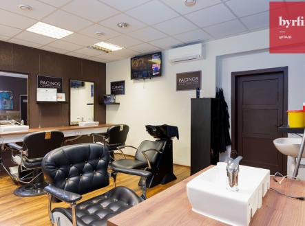 komercni-prostory-opava-kveton-8-1.jpg | Prodej - nájemní dům, 489 m²