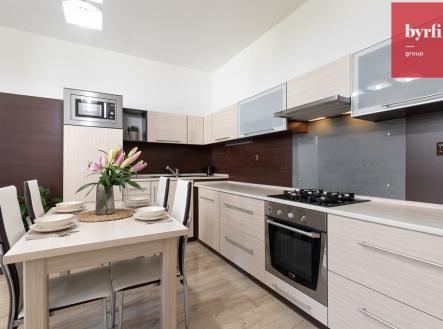 mg-1654.jpg | Prodej bytu, 2+kk, 76 m²