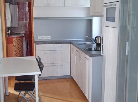 73408231-0ae3-4f2a-8263-fe898db132bc.jpg | Pronájem bytu, 2+kk, 35 m²