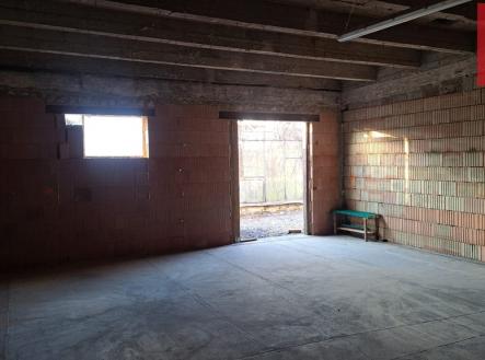 sklad-2.jpeg | Pronájem - skladovací prostor, 67 m²