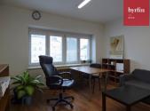 Pronájem - kanceláře, 225 m²