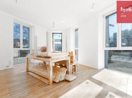Prodej - obchodní prostor, 44 m² obrázek