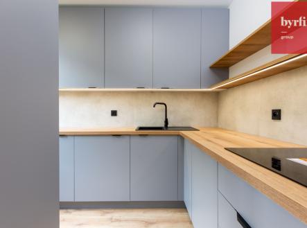 kuchyně-1 | Prodej bytu, 2+1, 44 m²