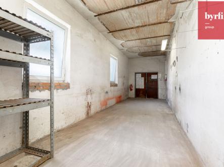 mg-5528-copy.jpg | Pronájem - skladovací prostor, 31 m²