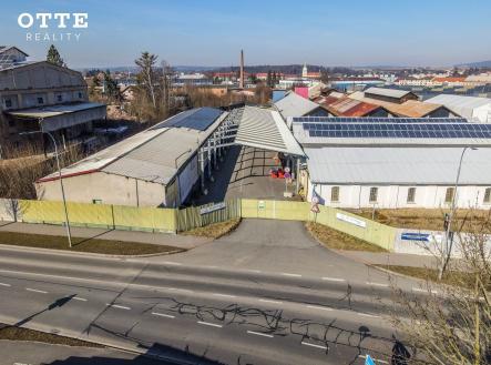 b | Pronájem - komerční objekt, sklad, 3 679 m²
