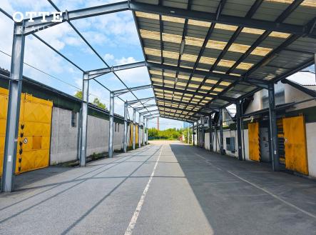 c | Pronájem - komerční objekt, sklad, 3 679 m²