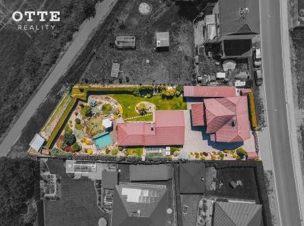 c | Prodej - dům/vila, 132 m²