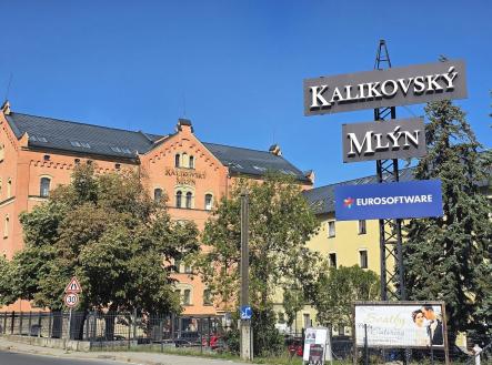 a | Pronájem - kanceláře, 275 m²