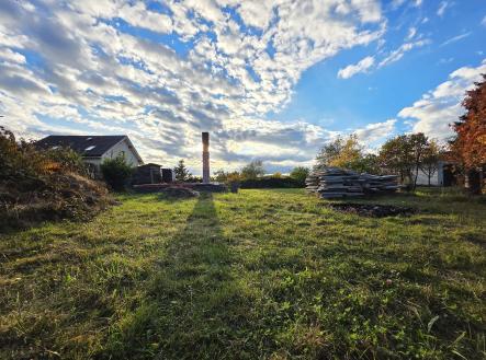 b | Prodej - pozemek pro bydlení, 398 m²