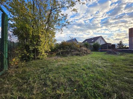 d | Prodej - pozemek pro bydlení, 398 m²