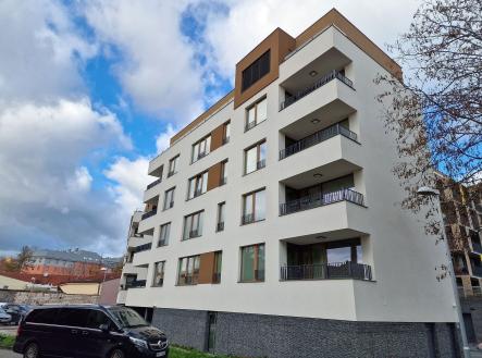 a | Pronájem bytu, 1+kk, 31 m²