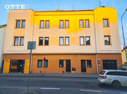 a | Pronájem - obchodní prostor, 53 m²