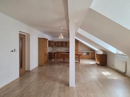 d | Pronájem bytu, 3+kk, 102 m²