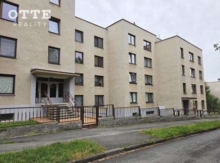 b | Pronájem bytu, 3+1, 91 m²