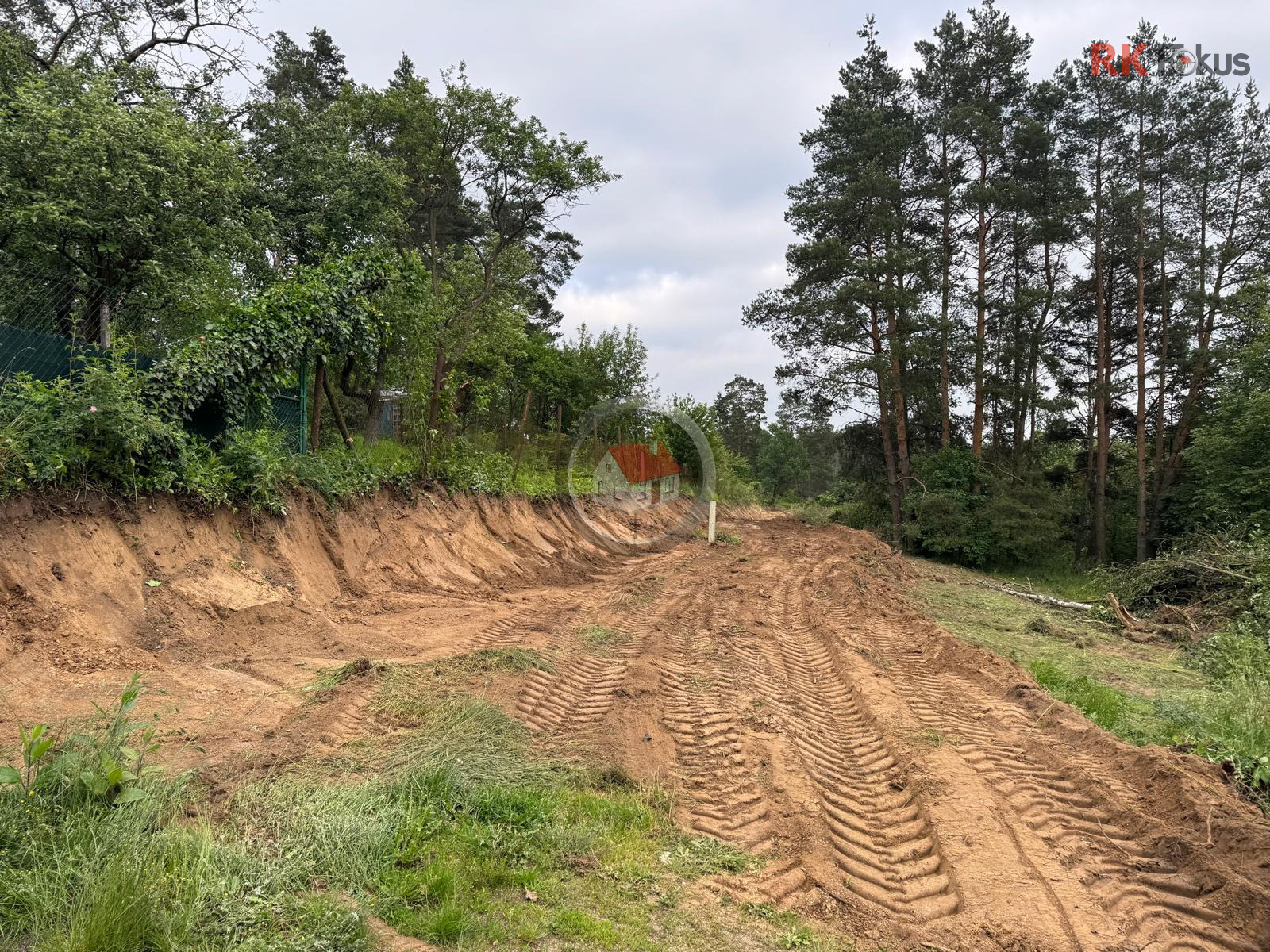 Prodej pozemku 7.027 m2 část Křenice, Velké Meziříčí