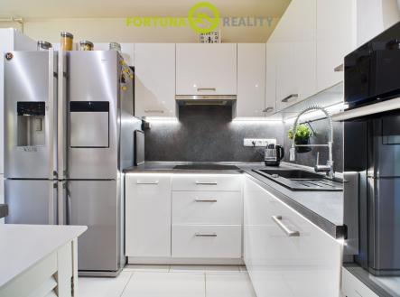 dsc08266-hdr.jpg | Prodej - dům/vila, 399 m²