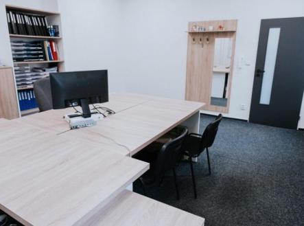 Pronájem - kanceláře, 62 m²