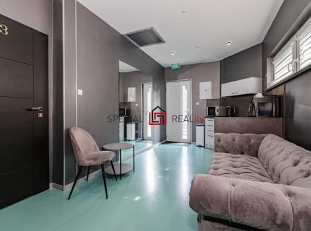 Petr Spunar 17 listopadu 488  26-3-2025-47.JPG | Prodej - penzion, 138 m²