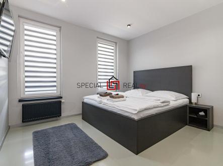 Petr Spunar 17 listopadu 488  26-3-2025-18.JPG | Prodej - hotel, 138 m²