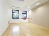 Prodej - komerční objekt, jiný, 108 m²