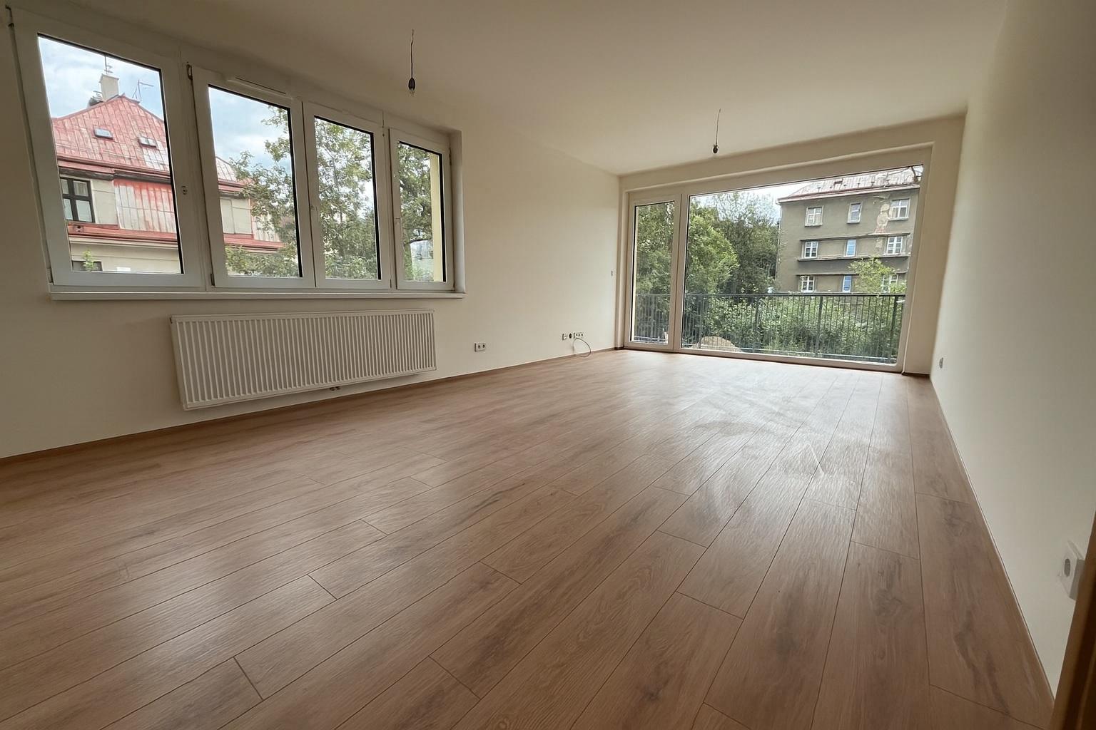 3+kk_obyvací pokoj_upr.jpg