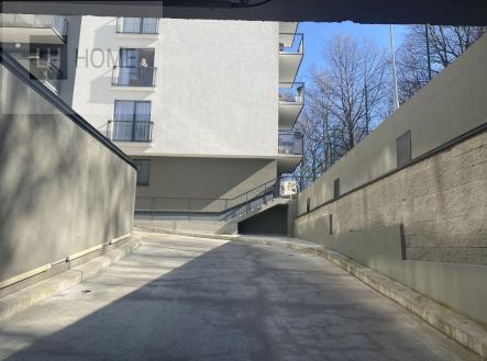 img-3840.jpeg | Prodej - malý objekt/garáž