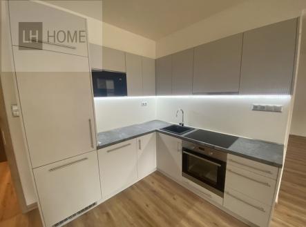 img-0339.jpeg | Prodej bytu, 1+kk, 76 m²