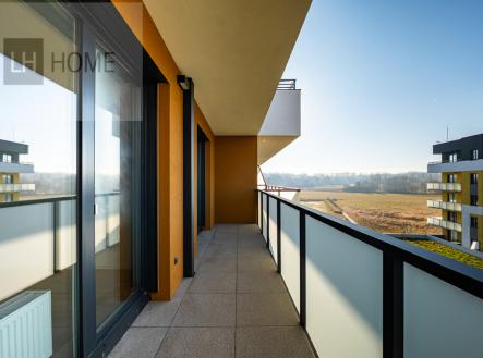 pana0750-hdr.jpg | Prodej bytu, 2+kk, 14 439 m²