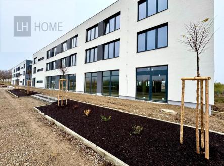 whatsapp-image-2025-11-16-at-10.40.25-3.jpeg | Pronájem - obchodní prostor, 160 m²