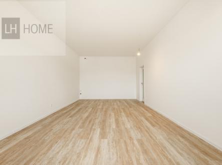 pana6818-hdr.jpg | Prodej bytu, 2+kk, 67 m²