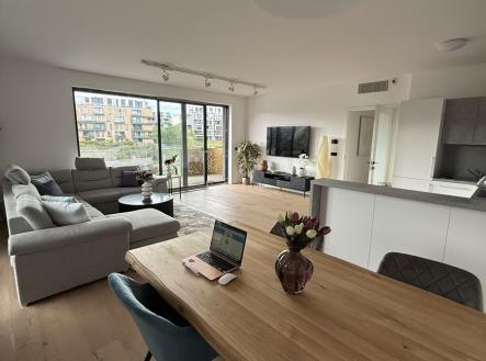 ob4.jpg | Pronájem bytu, 3+kk, 97 m²