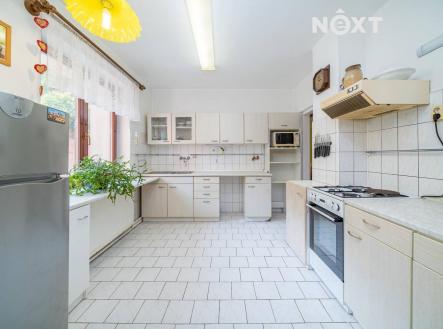 Prodej - dům/vila, 201 m²