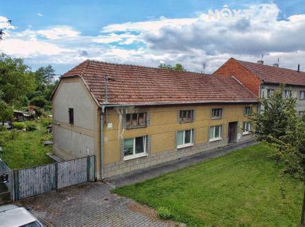 Prodej - dům/vila, 180 m²