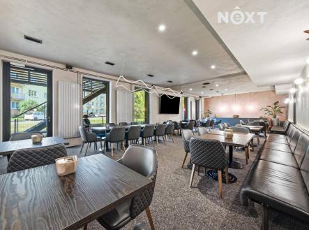 Pronájem - komerční objekt, jiný, 320 m²