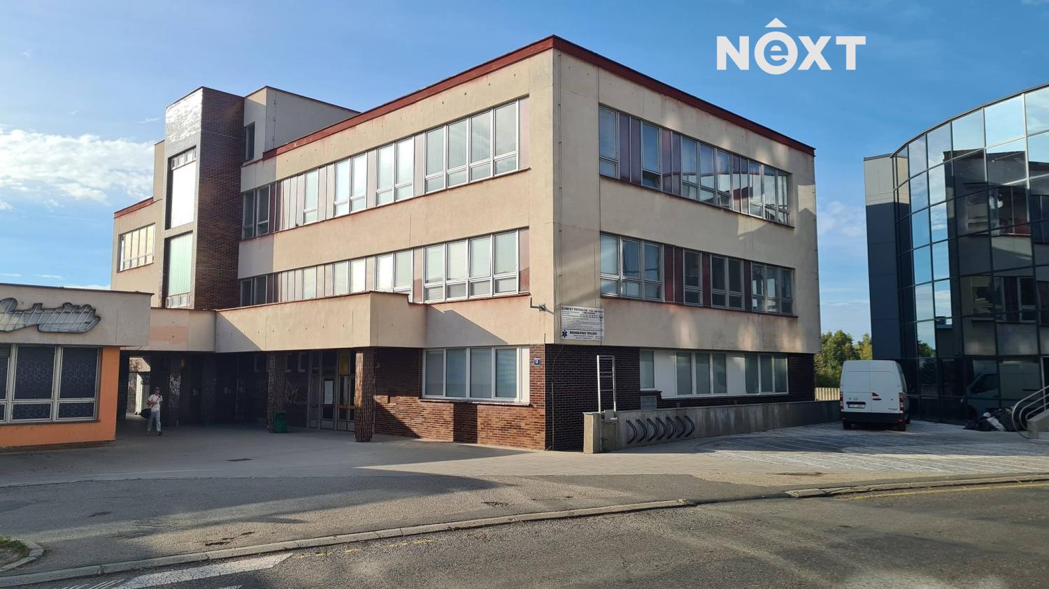 Pronájem komerční Kanceláře, 68㎡