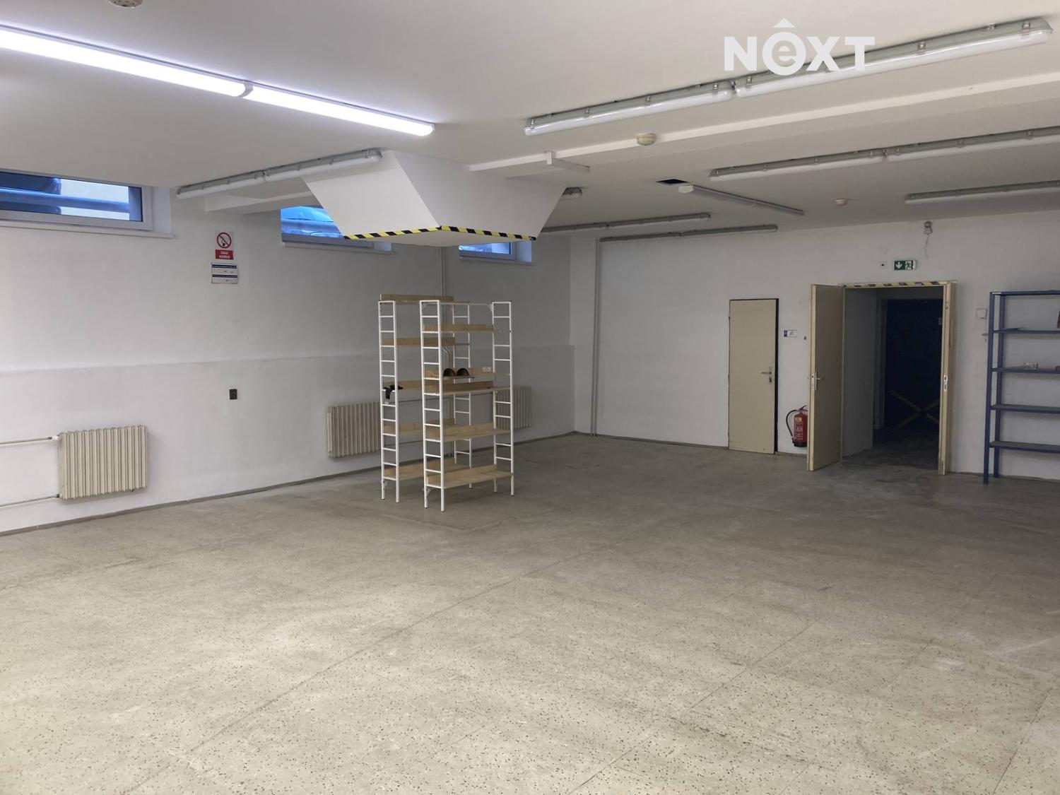 Pronájem komerční Výroba, 450㎡