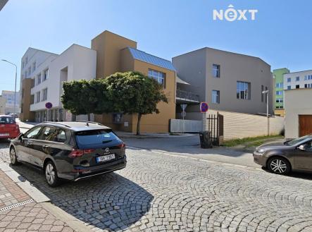 Pronájem - komerční objekt, sklad, 3 299 m²