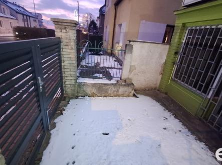 20260106-164159.jpg | Pronájem - obchodní prostor, 13 m²