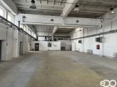 Pronájem - skladovací prostor, 450 m²
