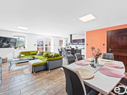 edo-rozmital66-14.jpg | Prodej - dům/vila, 184 m²