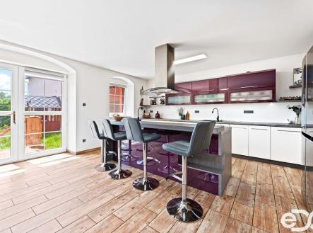 edo-rozmital66-12.jpg | Prodej - dům/vila, 184 m²