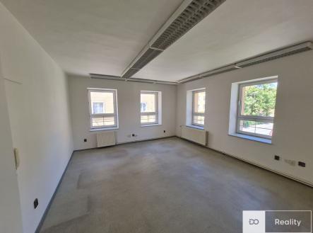 20240723-135201.jpg | Pronájem - kanceláře, 86 m²