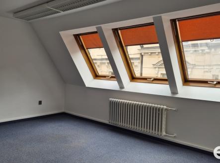 20250717-133203.jpg | Pronájem - kanceláře, 86 m²