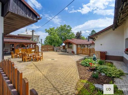 hradesin-restaurace-41.jpg | Prodej - dům/vila, 178 m²