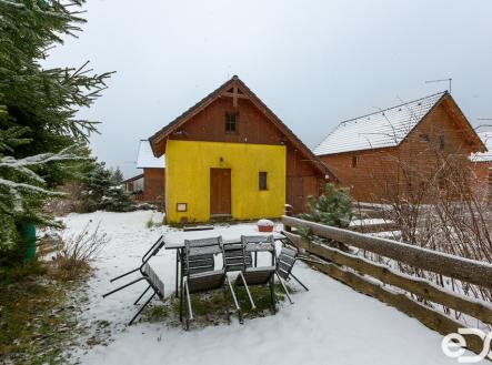 Možnost letního posezení | Prodej - chata/rekreační objekt, 51 m²