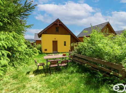 Venkovní posezení | Prodej - chata/rekreační objekt, 51 m²