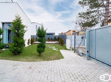 a7308647-hdr.jpg | Prodej - dům/vila, 141 m²