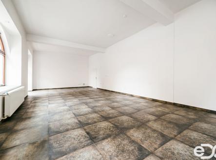 fotokomerceprerovvelky-9.jpg | Pronájem - obchodní prostor, 106 m²