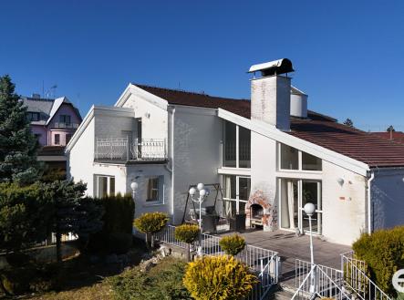 dji-20250318155710-0004-d.jpg | Prodej - dům/vila, 386 m²